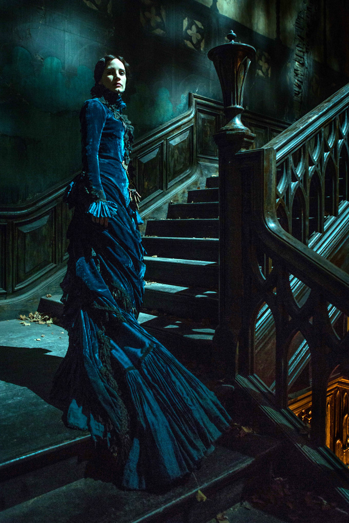 Crimson Peak (skip crop)