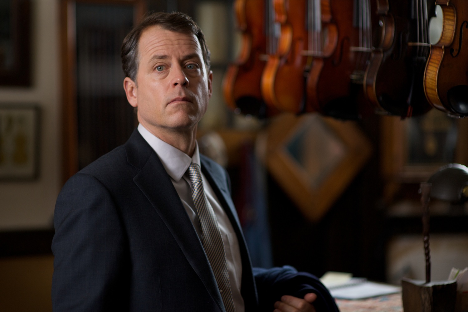 Greg Kinnear Thin Ice