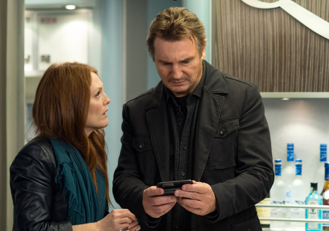 Julianne Moore-Liam Neeson-Non-Stop-1-680
