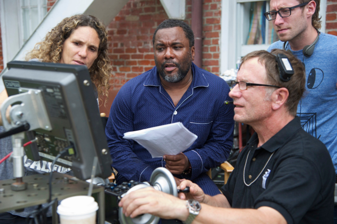 Lee Daniels on set of 'The Butler'