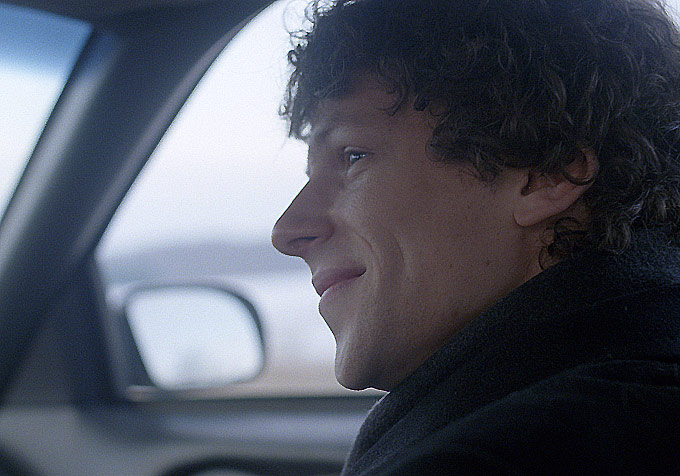 Jessie Eisenberg-End of the Tour-680