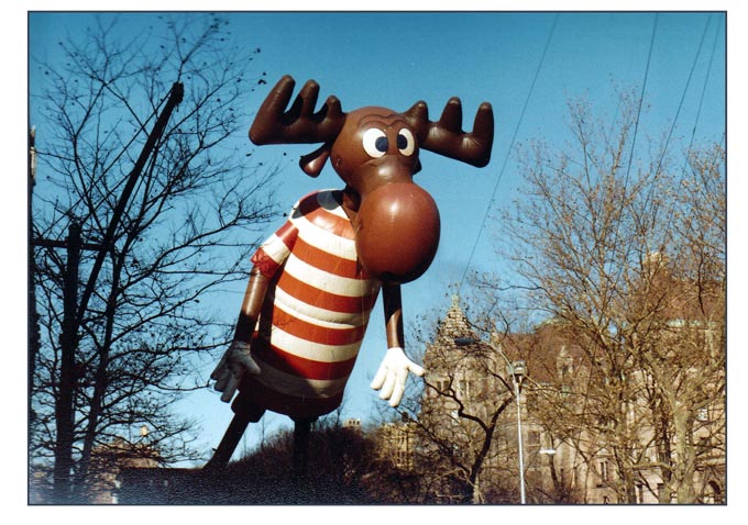 Bullwinkle-Macy Thanksgiving Day-1982-680