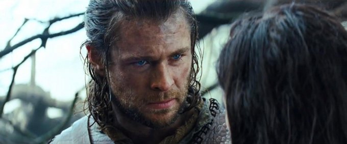 Snow White And The Huntsman Chris Hemsworth skip crop