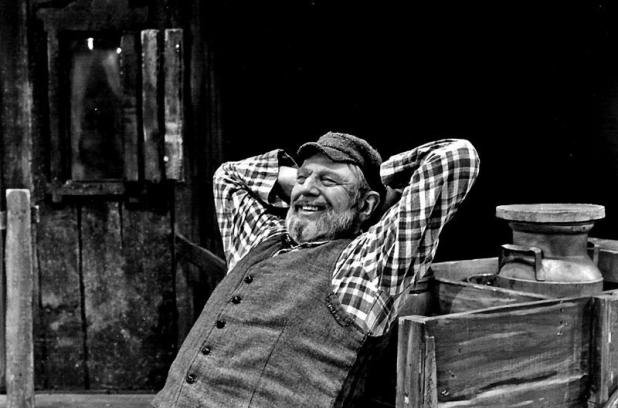 Theodore Bikel: In the Shoes of Sholom Aleichem