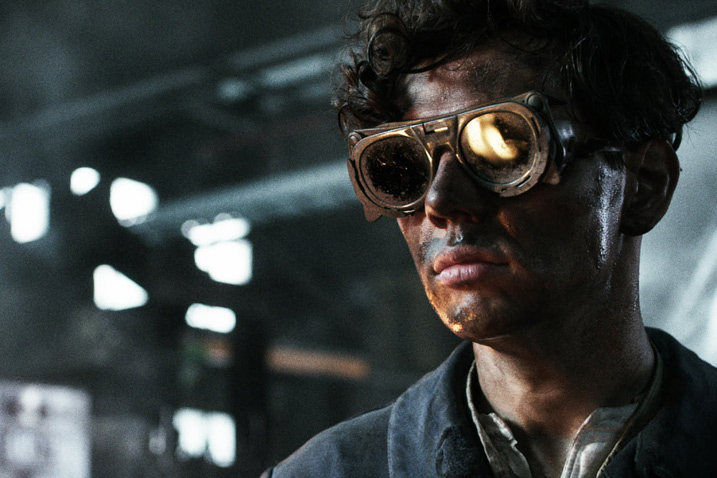 Oliver Hirschbiegel, 13 Minutes