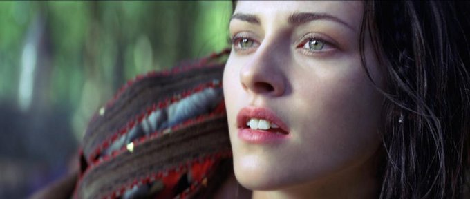 Snow White And The Huntsman Kristen Stewart skip crop