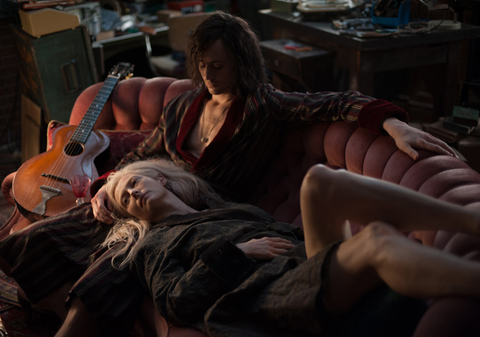 Tilda Swinton-Tom Hiddleston-2a-680