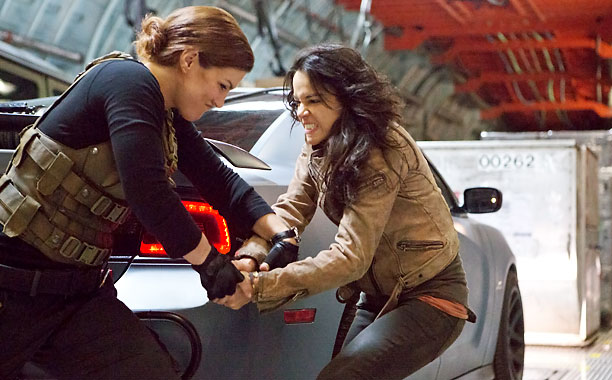 Carano and Rodriguez in Fast and Furious 6