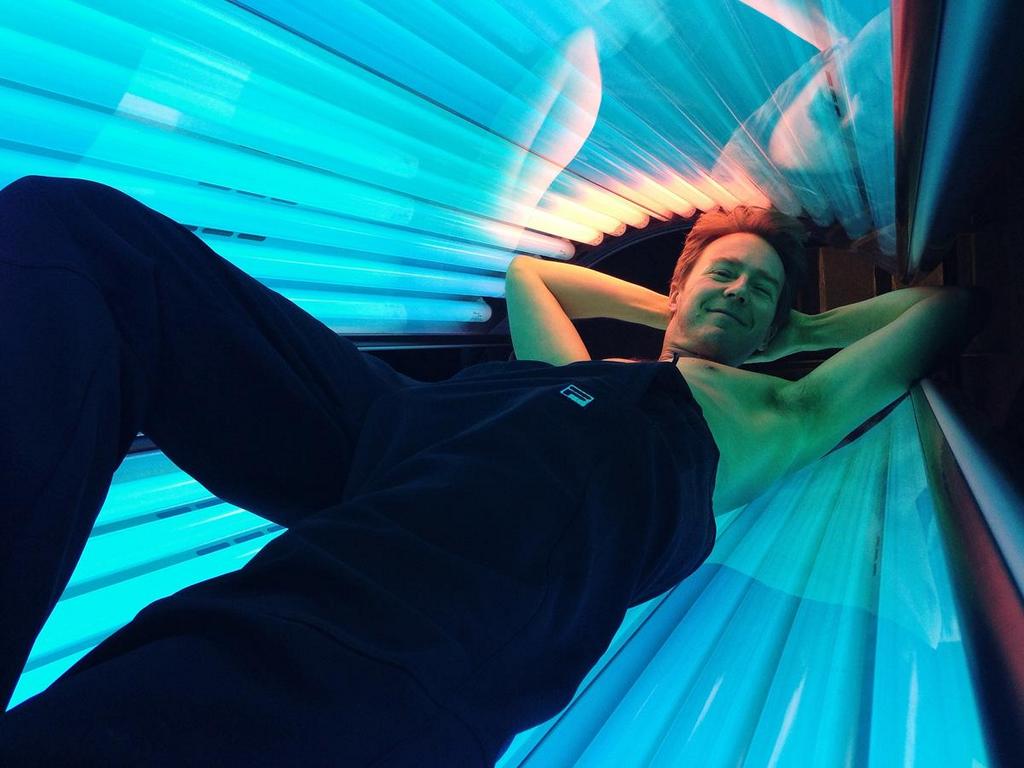 Edward Norton on the set of 'Birdman'