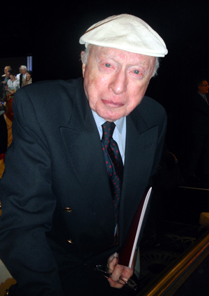 Norman Lloyd-300