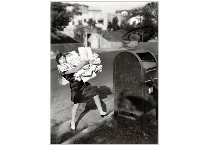 Dorothy Gulliver-Xmas Still-680
