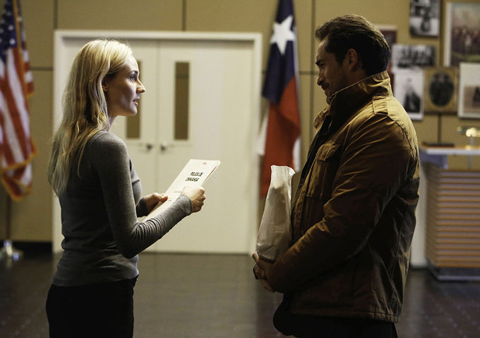 The Bridge Diane Kruger Demian Bichir