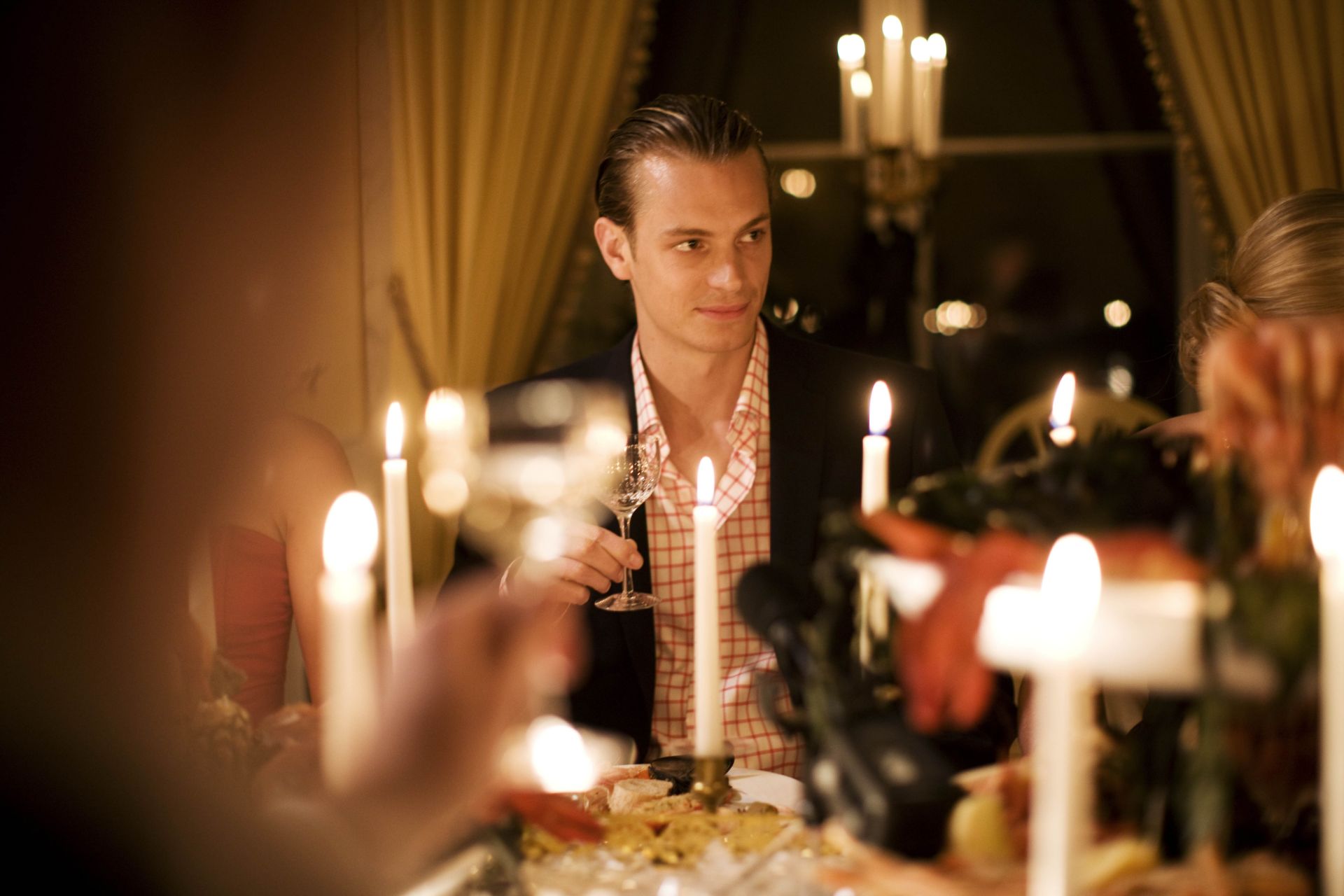 Easy Money, Joel Kinnaman