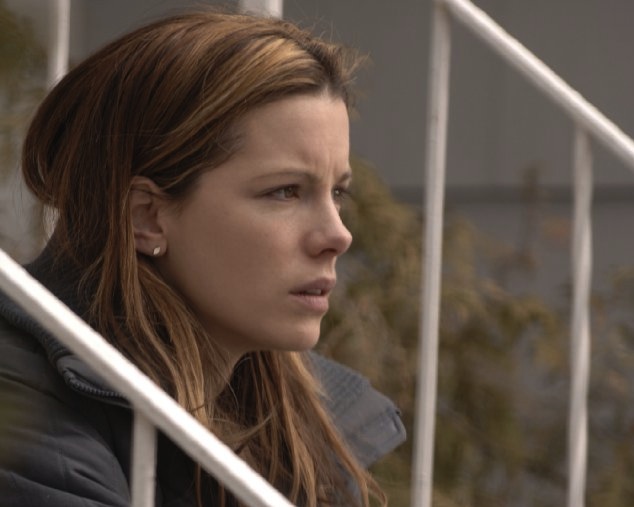 Beckinsale, Snow Angels