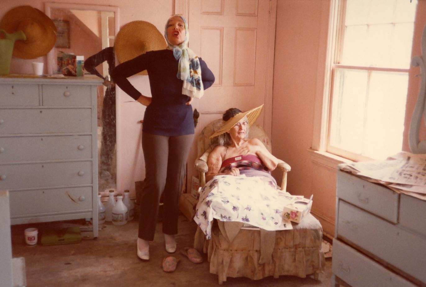 How Grey Gardens Was Restored To Its Squalid Glory And Why You