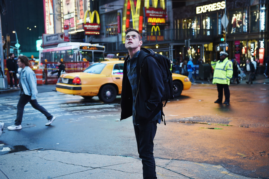 Mr. Robot' “F— Society” New Ads – The Hollywood Reporter